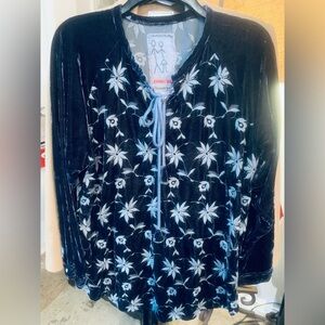 Johnny Was Embroidered Velvet peasant style v-neck decorative ties velvet tassel